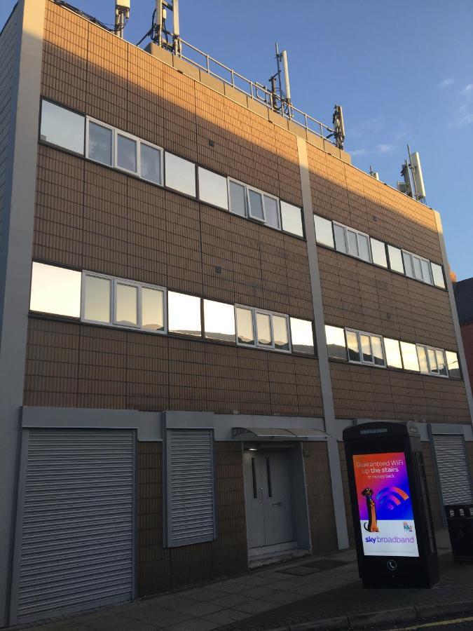 Flats Near Football Clubs Liverpool Exterior foto